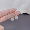 Brinco Brinco Feminino - Banhado a Ouro